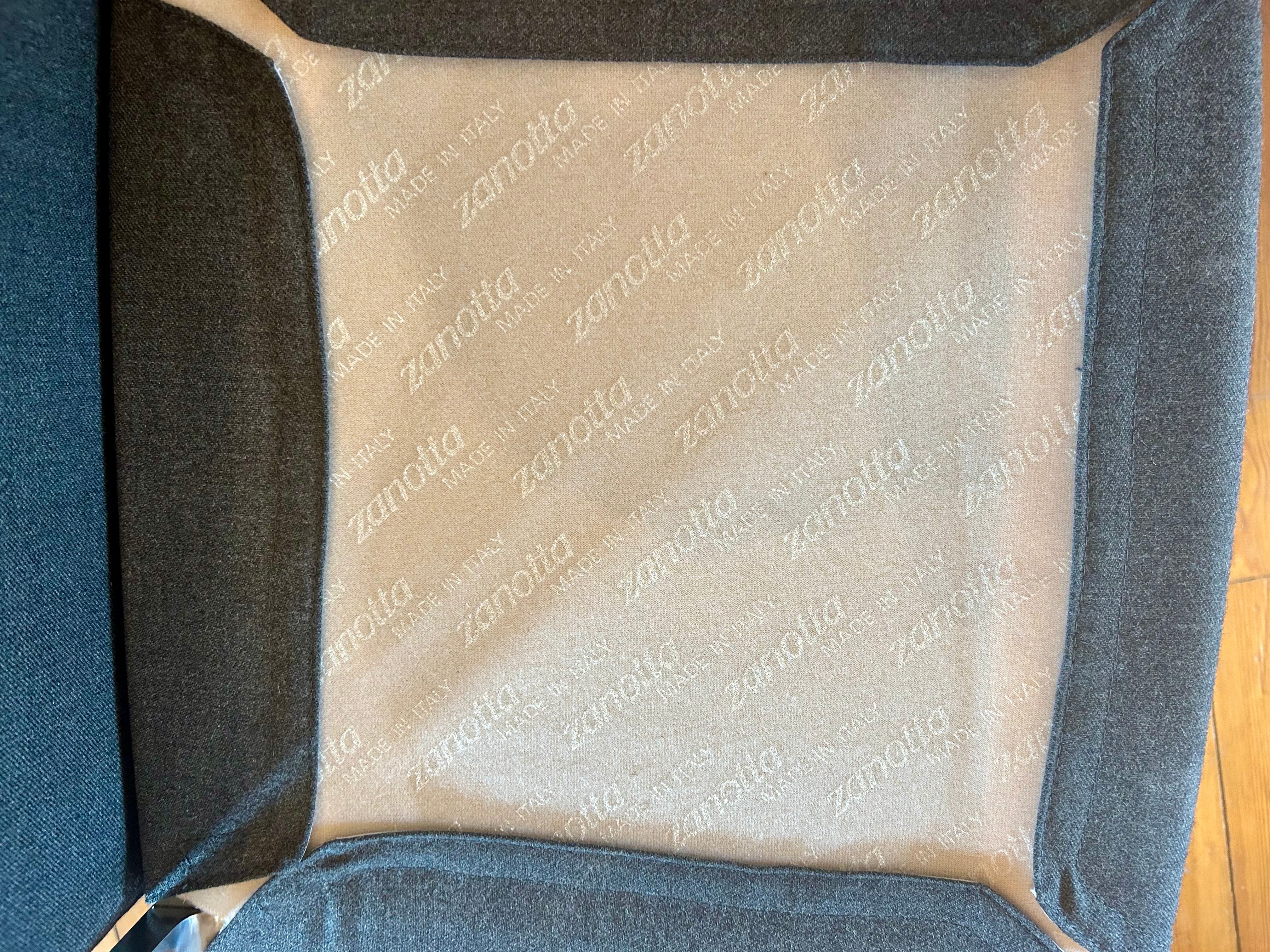Set of 4 Lia Grey Fabric Dining Chairs by Roberto Barbieri Brand