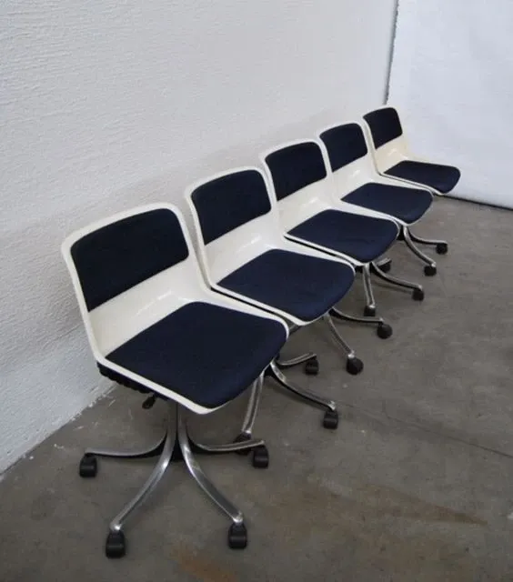 Modus chair (blue), Tecno 6