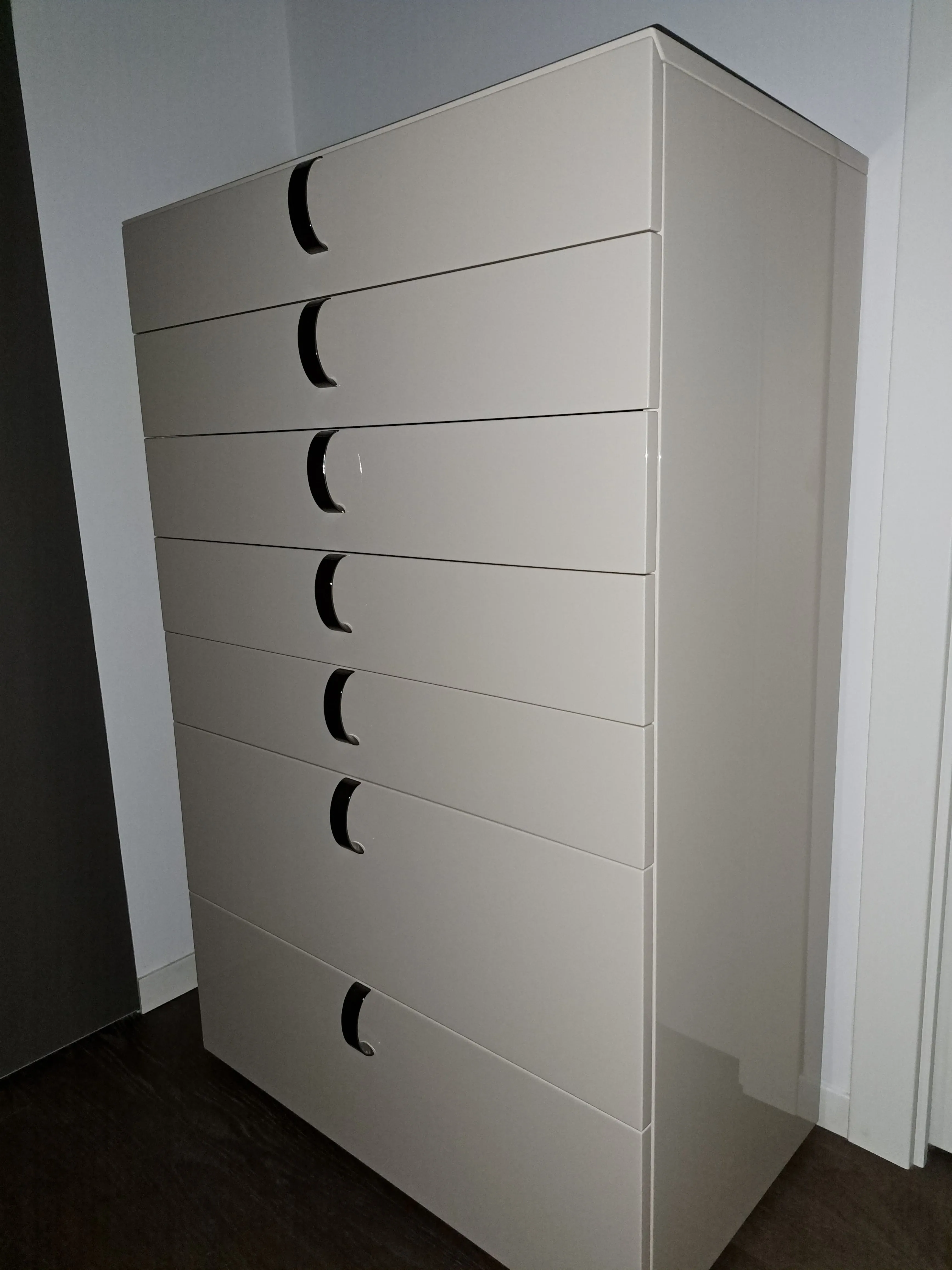Splendor chest of drawers, Flou 2