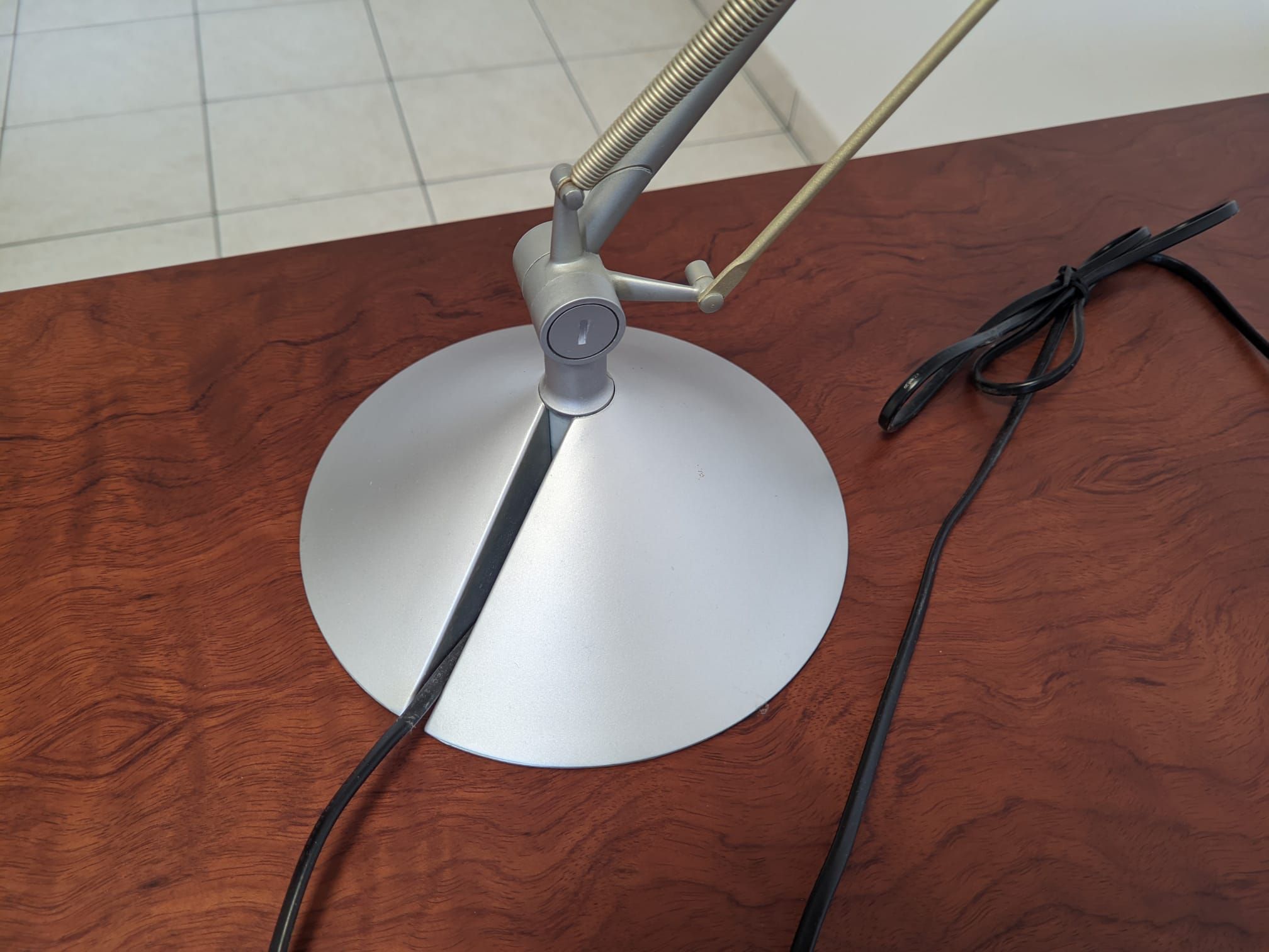 Lámpara de mesa Archimoon Classic de metal de Philippe Starck Optional7