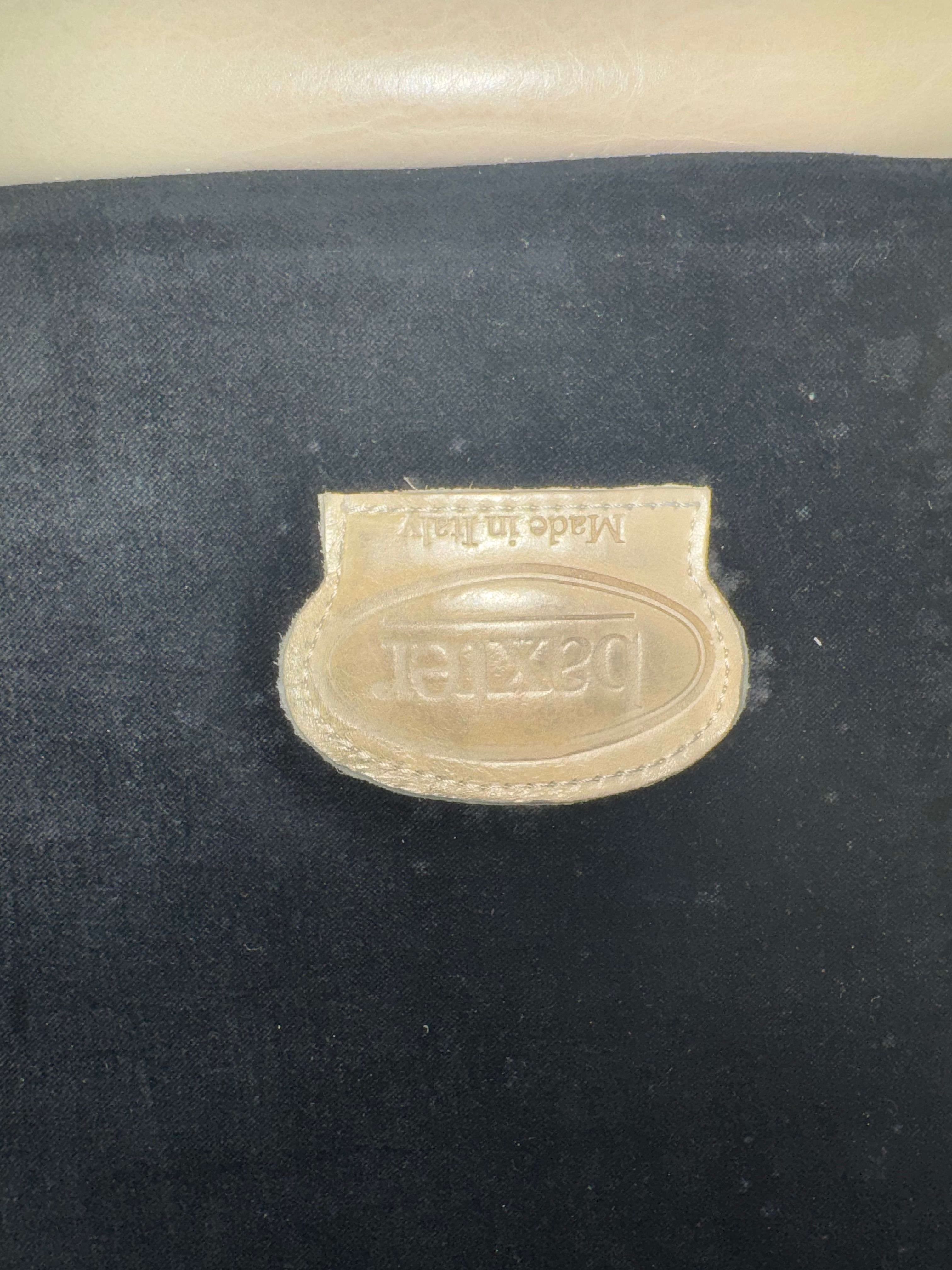 Budapest 3-Sitzer Ledersofa (Beige/Schwarz) Brand