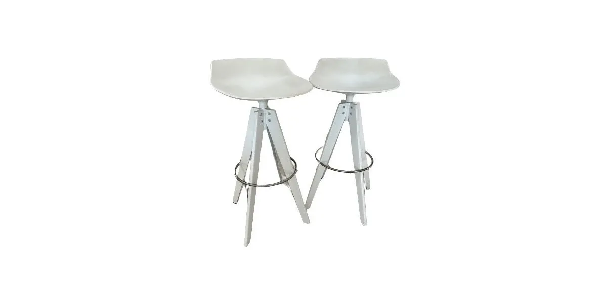 Set of 2 white Flow stools, MDF image
