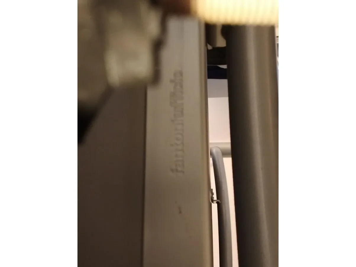 Tavolo ovale Meta in vetro satinato, Fantoni  4