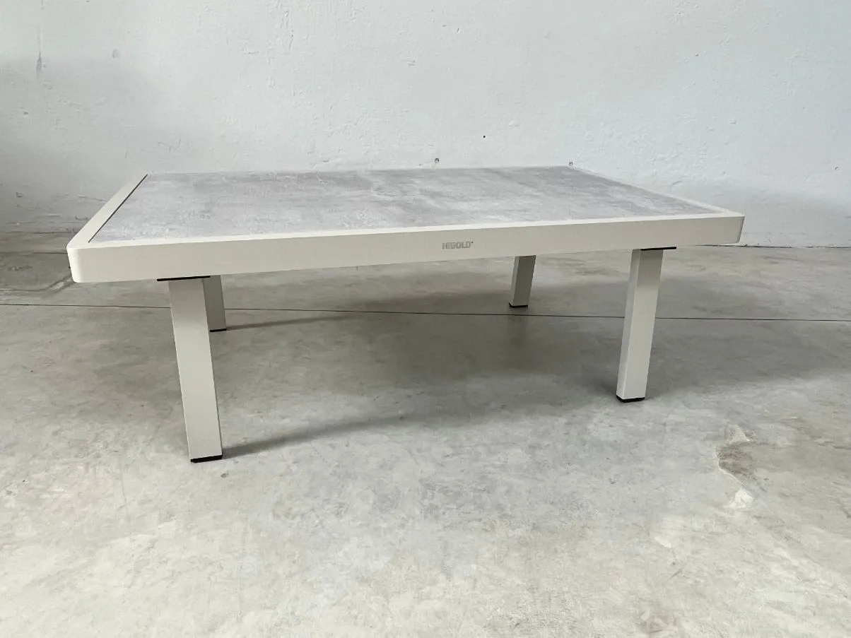 Nofi 2.0 coffee table in painted aluminium, Higold 3