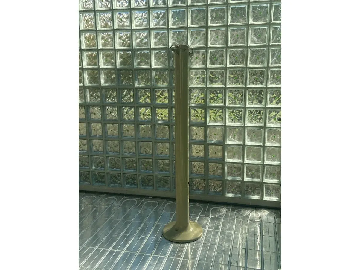 Planta coat stand by Giancarlo Piretti, Castelli 3