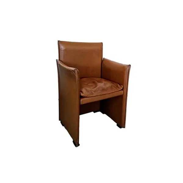 401 Breack armchair by Mario Bellini in leather, Cassina image