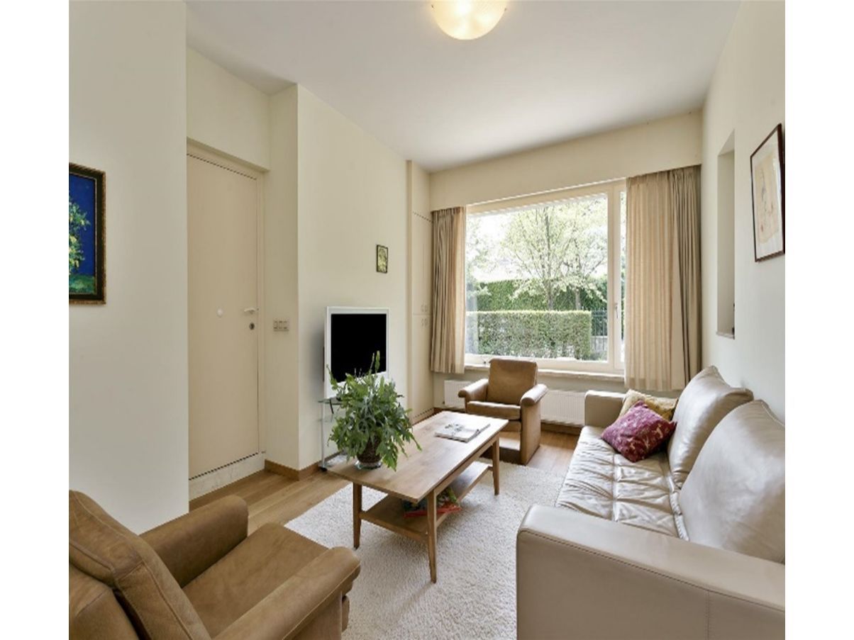 Sofá de 3 plazas Mezzo de cuero Details