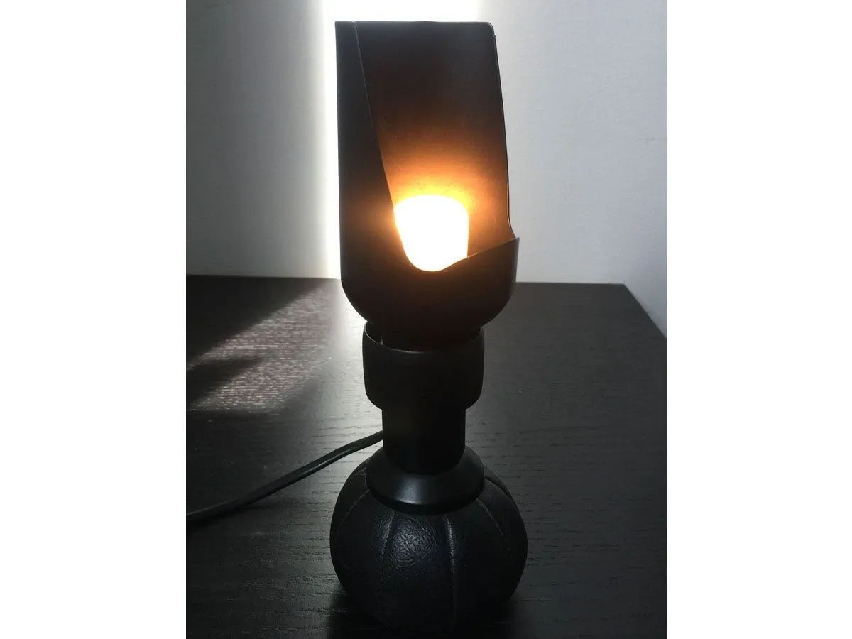 Vintage 600 1 table lamp (1980s) 1