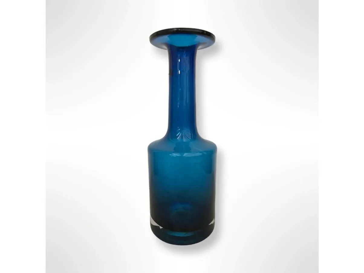 Vintage blue Murano glass vase (1950s), 1