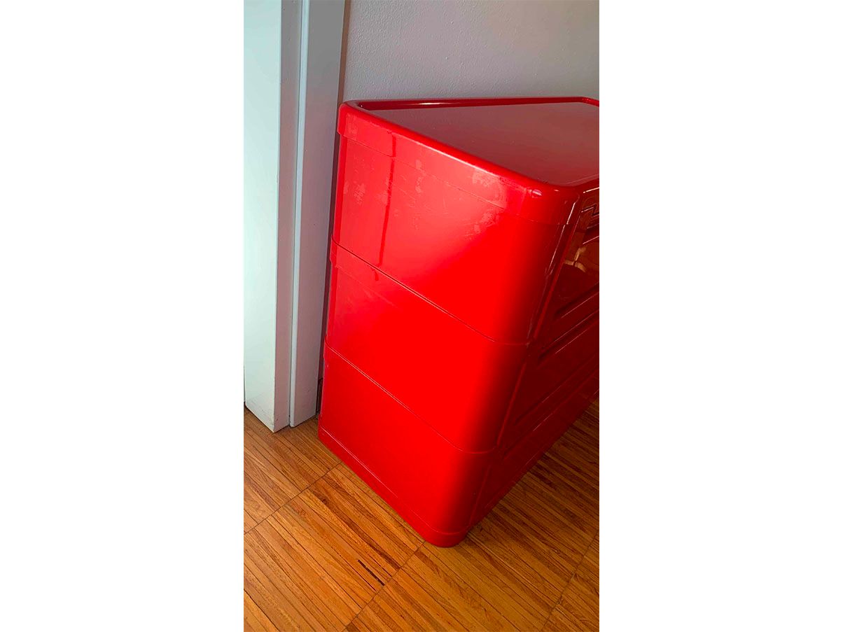 https://storage.googleapis.com/deesup_vendure_prod/preview/71/armadietto-vintage-4979-kartell_-in-plastica-anni90_0002_2805-extratwo-302331-1664295890180__preview.jpg