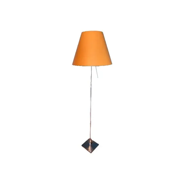 Costanza floor lamp in steel (ocher), Luceplan image