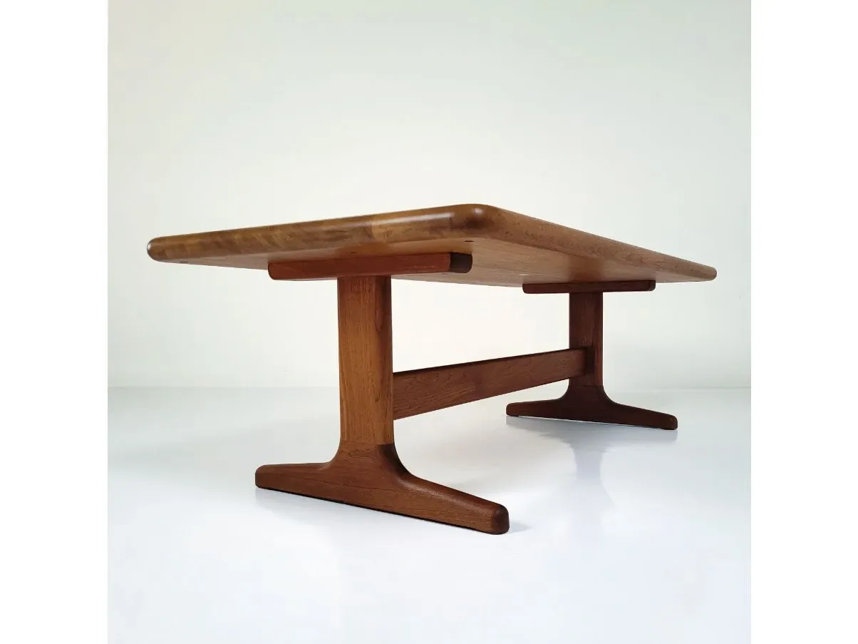 Vintage (1960s) teak coffee table 3
