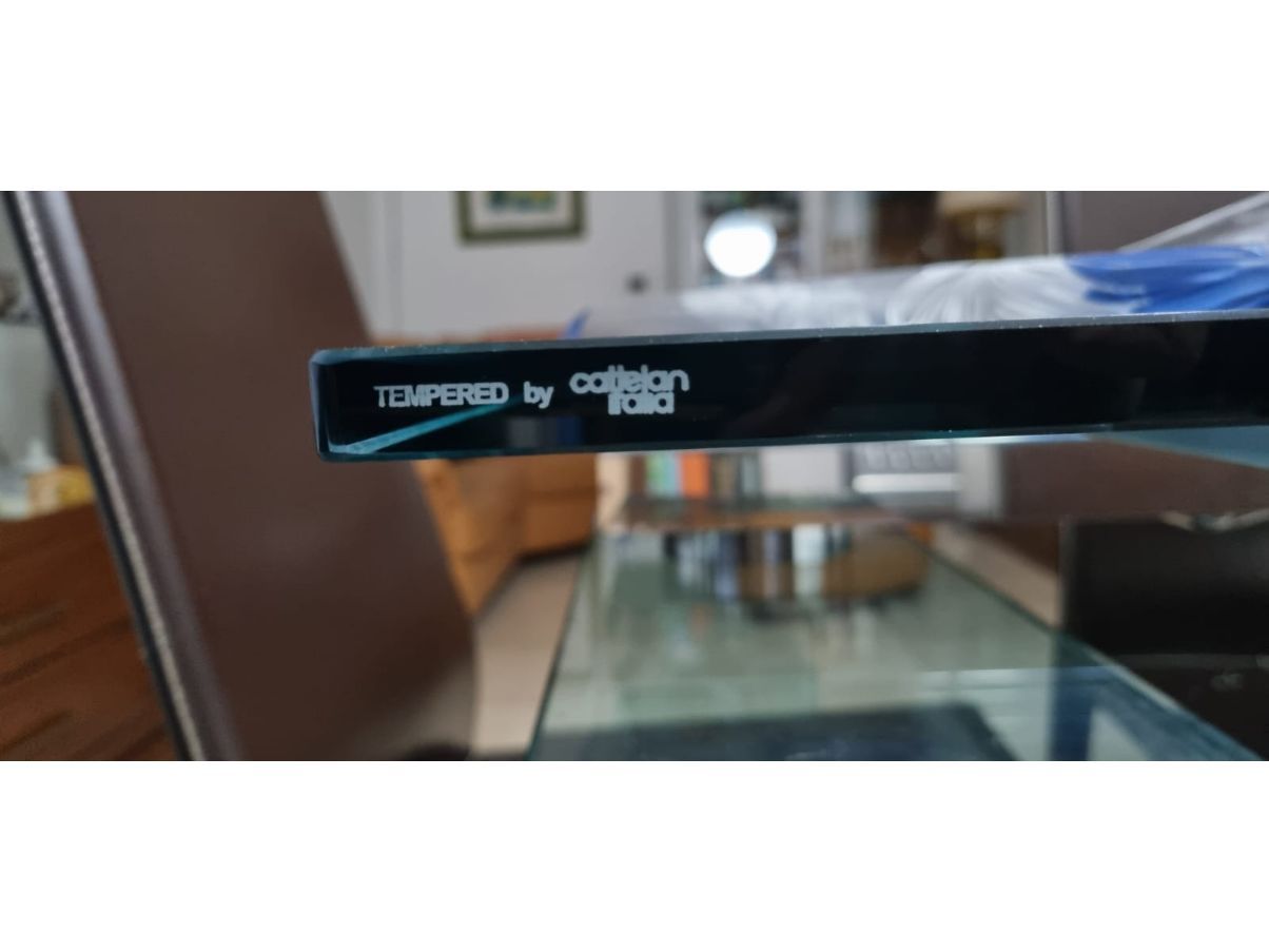 Set of Azimut extendable table and 4 Margot chairs 8