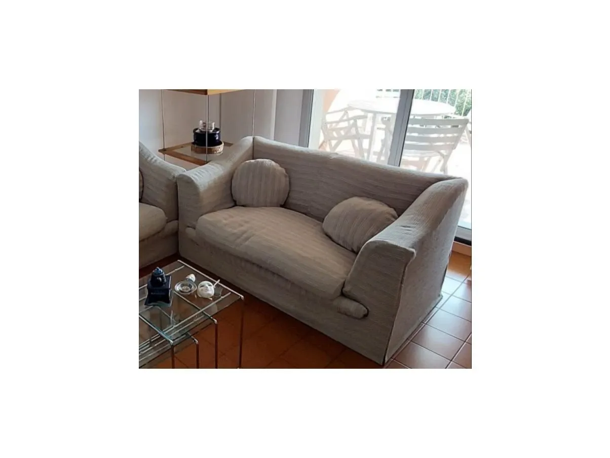 Grand Hotel blue sofa 4