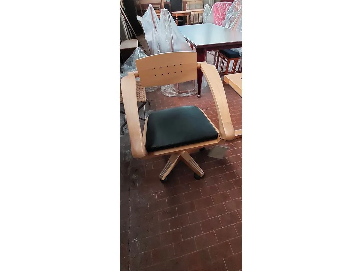 Set scrivania Zeno e poltrona Spring, Giorgetti 5