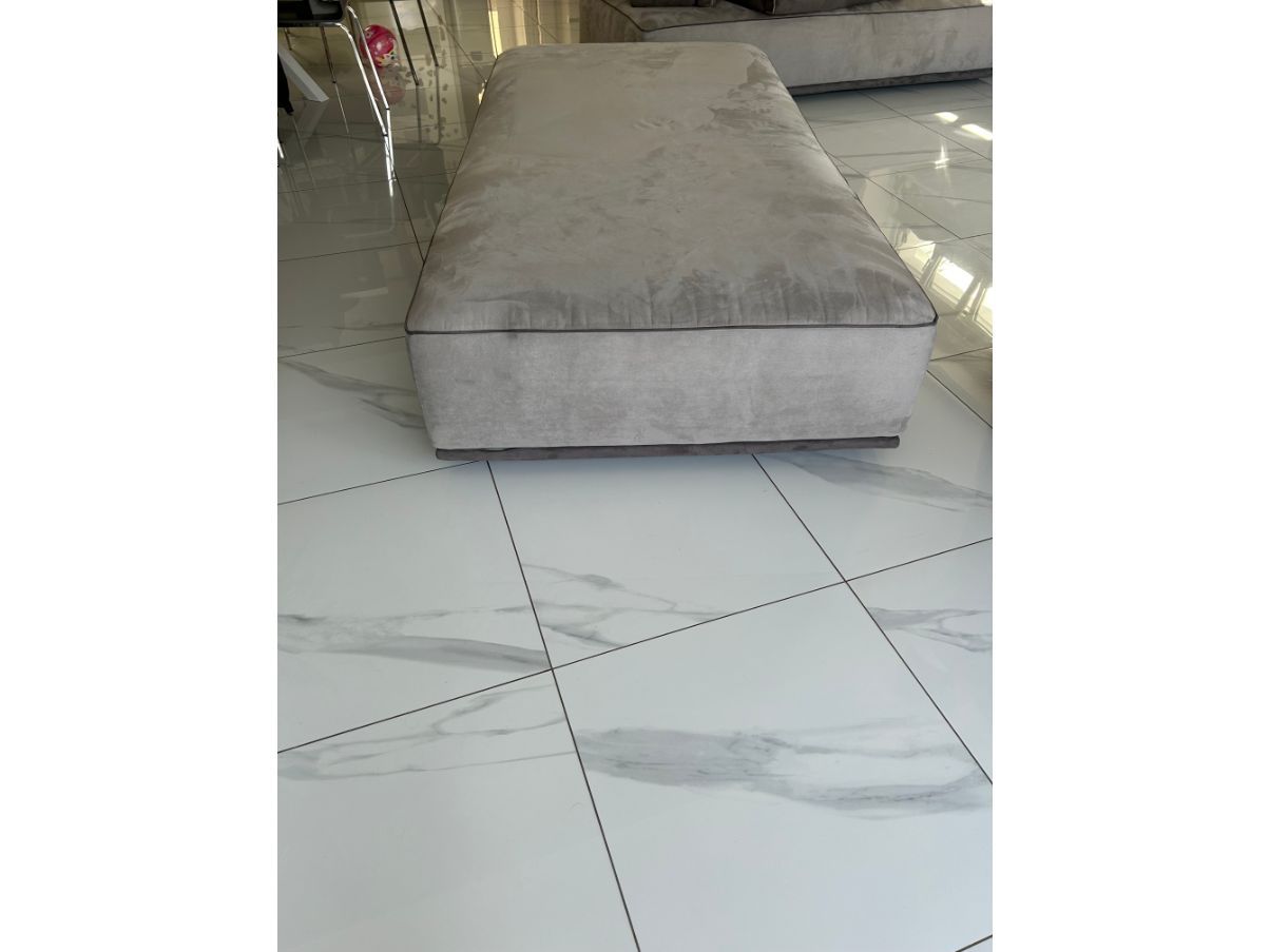 Divano Domino in tessuto grigio Side