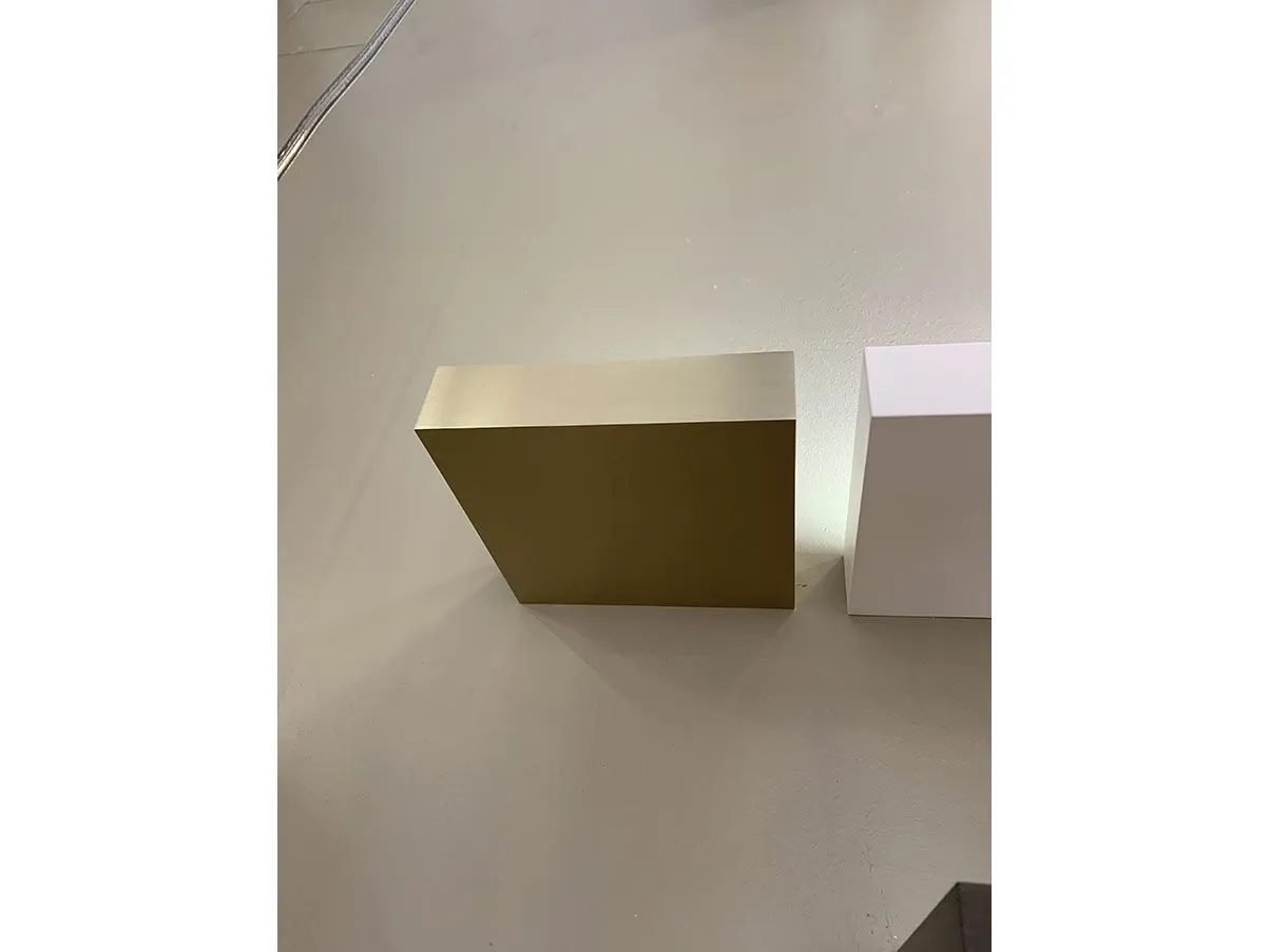 Lampada da parete Quasi Mini in alluminio (ottone) 
