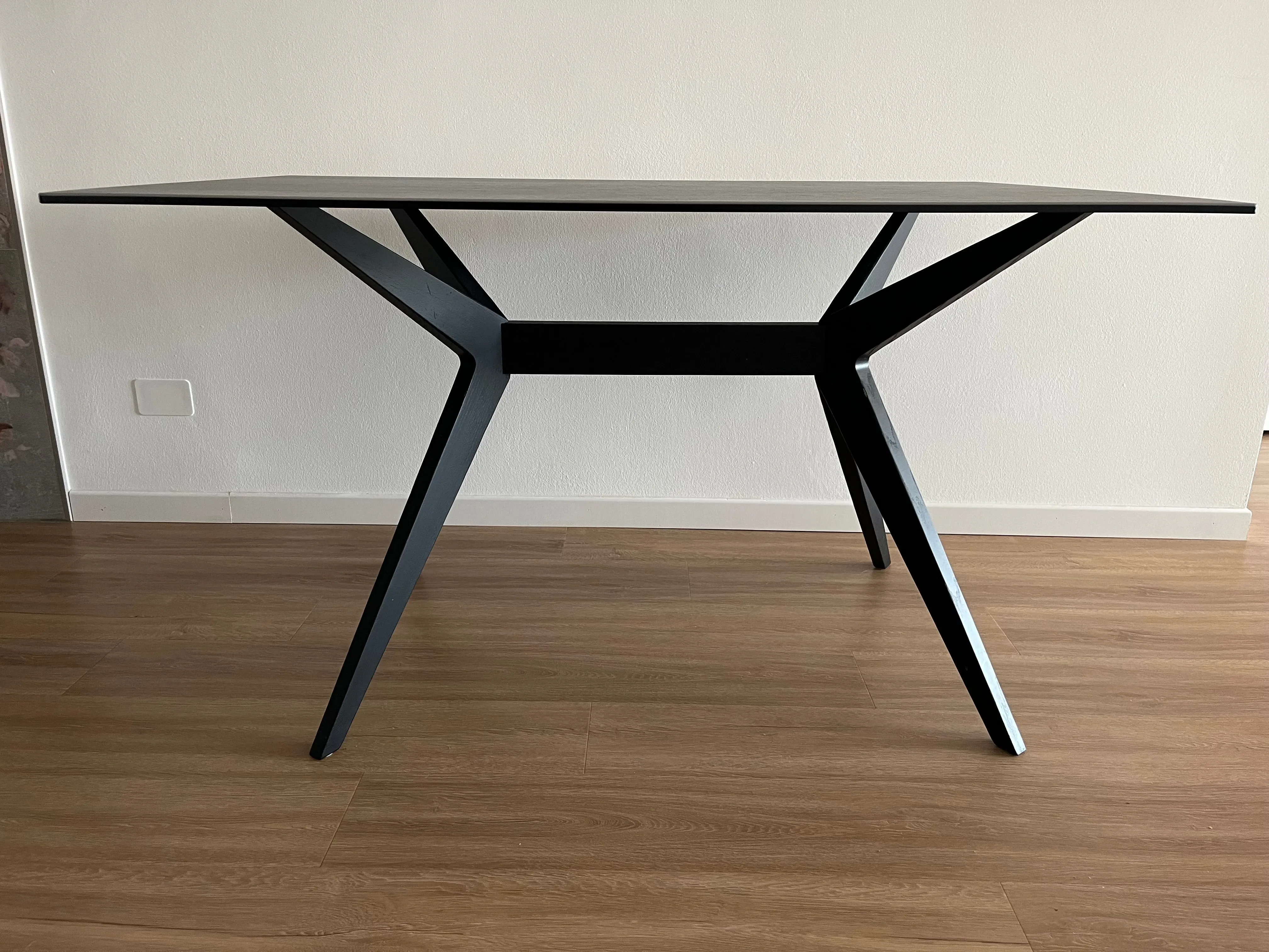 Tavolo Kent con piano in vetro 3
