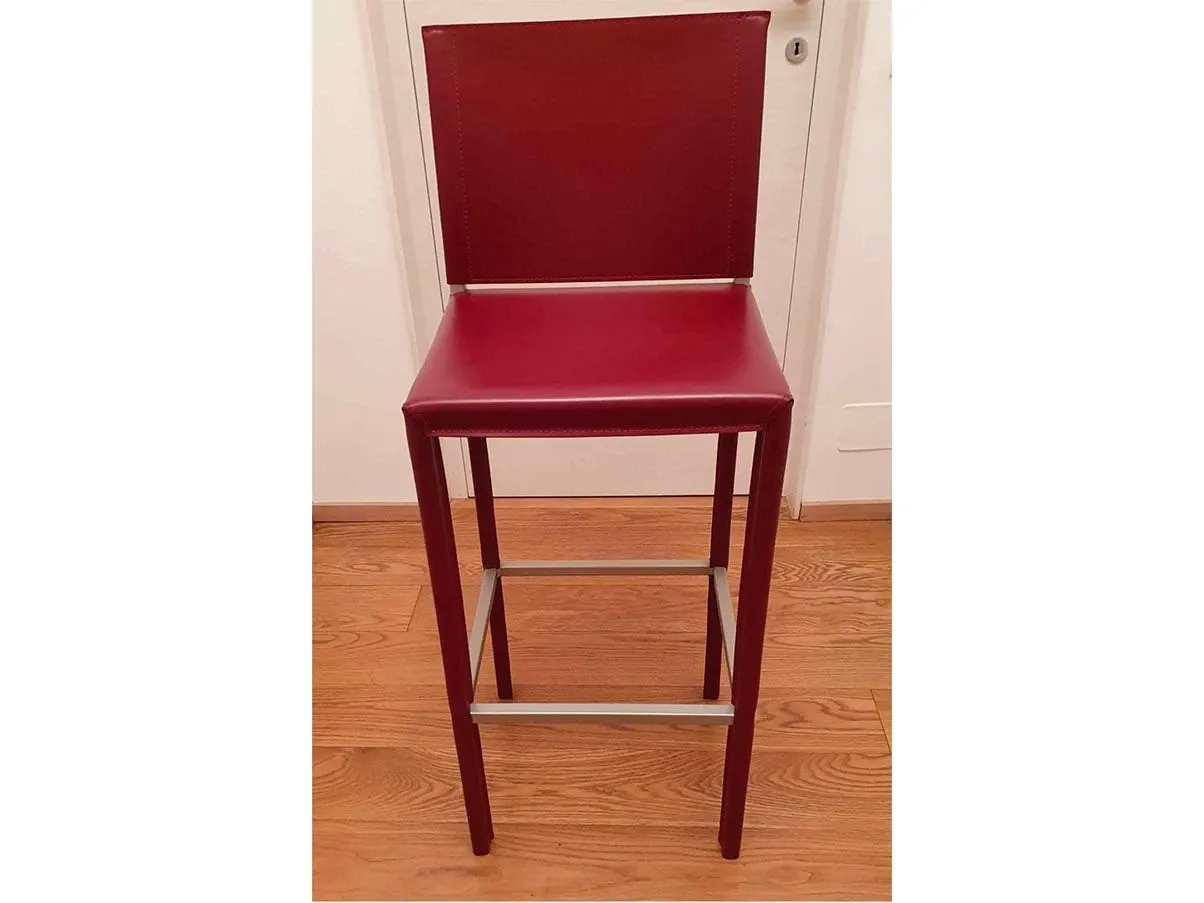 High stool in leather 