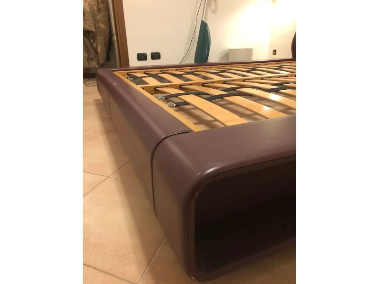 Clip double bed in leather, Molteni&C 3