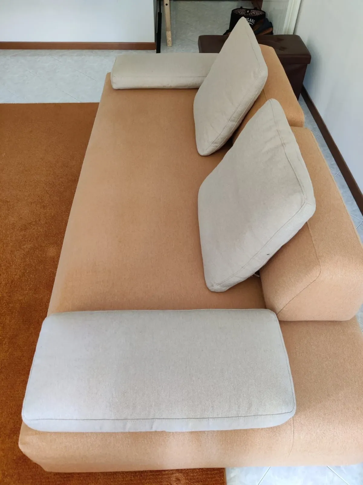 Jest Droll sofa 3