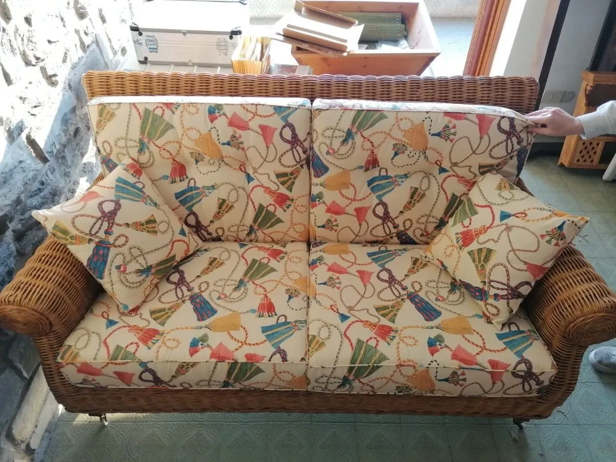 Set 2 divani vintage in midollino,  1