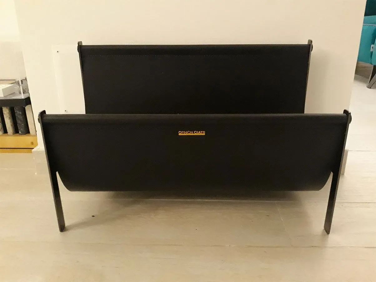 Magazine rack in steel and leather (black) 1