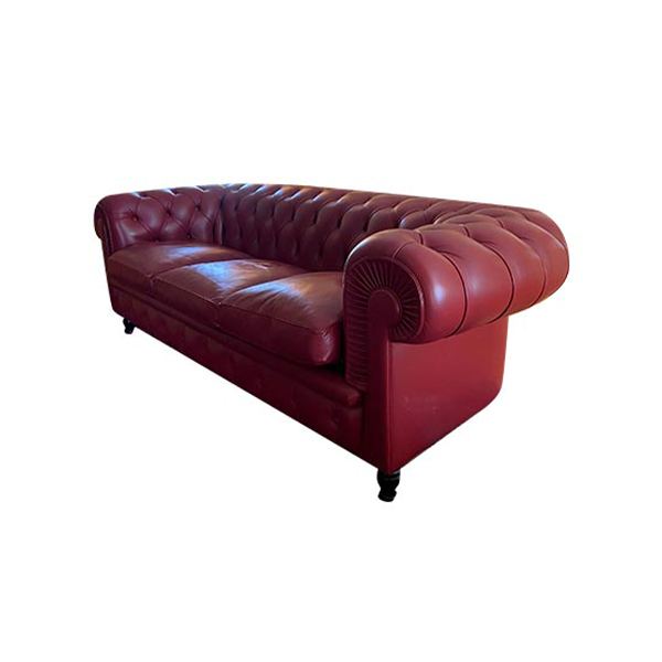 Iconic Chester sofa in leather with armrests, Poltrona Frau image