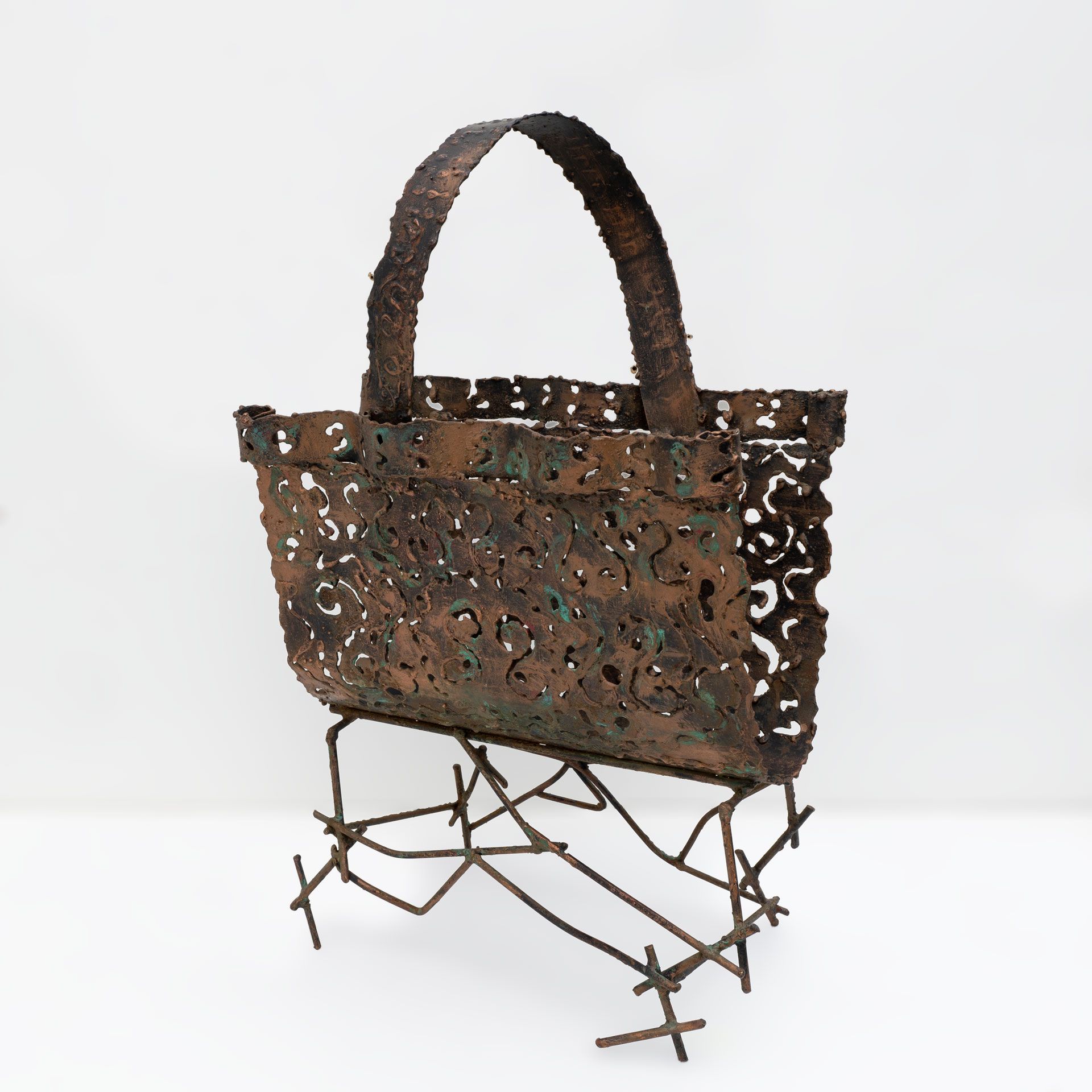 Brutalist magazine rack attributed to Marsura in wrought iron (1970s) image