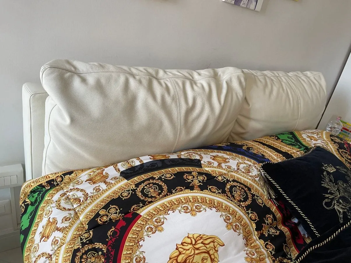 Weißes Leder Doppelbett 2