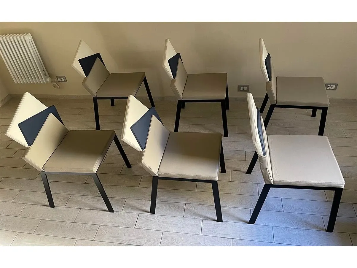Set of 6 Karina chairs in lacquered metal (black), Compar 4
