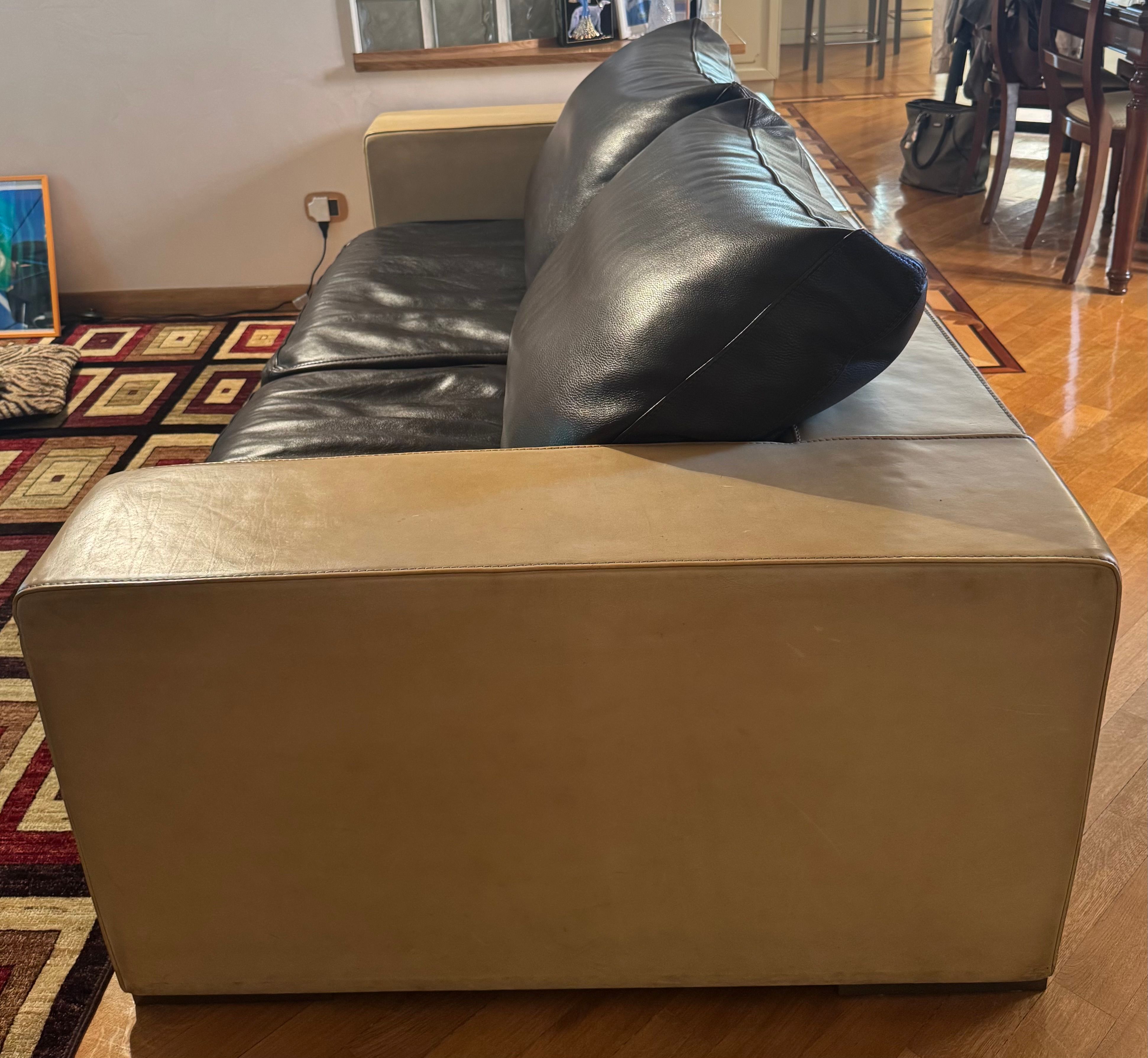 Budapest 3-Sitzer Ledersofa (Beige/Schwarz) Side