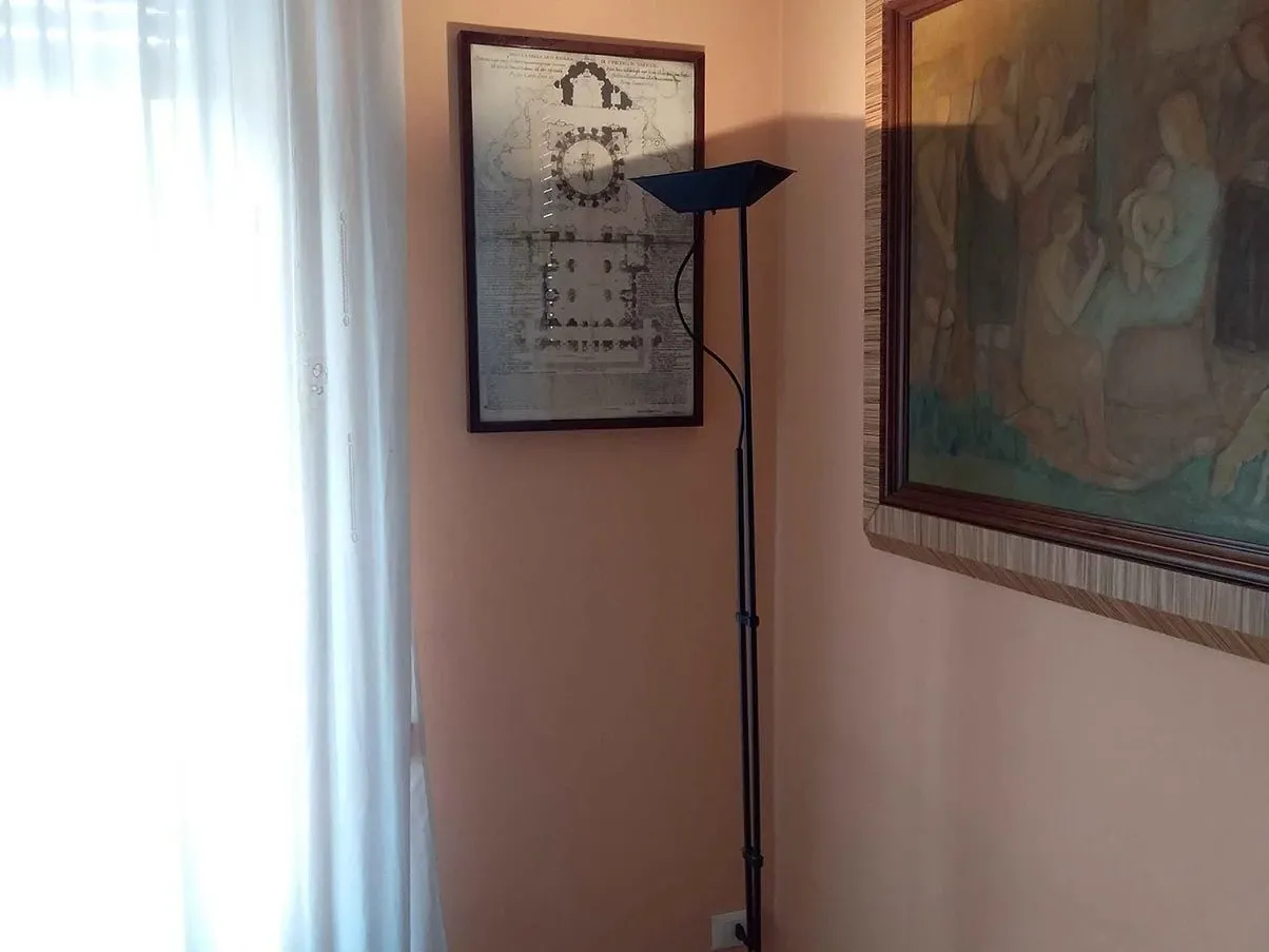 Lampada da terra Conchiglia con dimmer Relux, Teknodesign 2