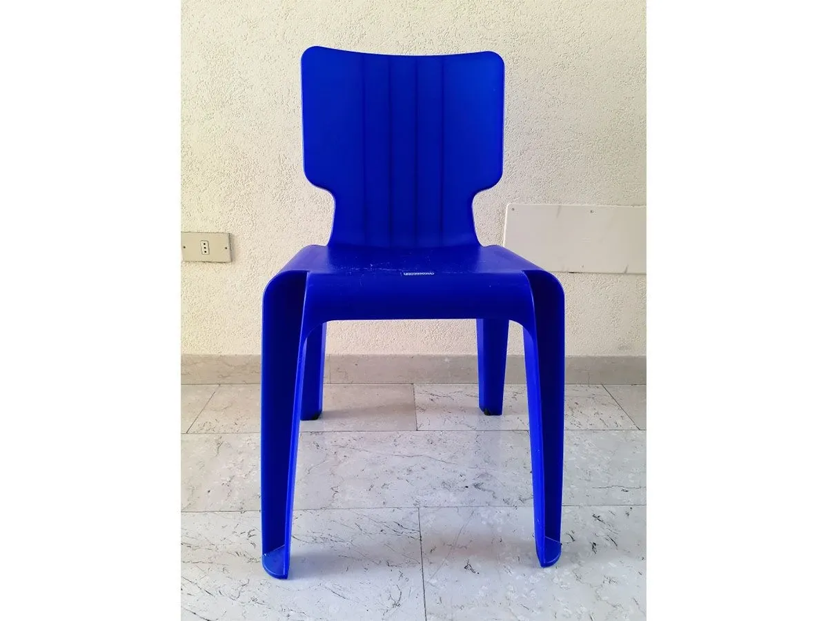 Authentic chair, Authentics 4