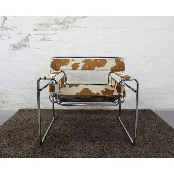 Poltrona Wassily in pelo maculato Marcel Breuer, Knoll image