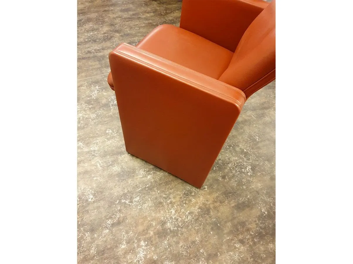 THF 96 armchair with leather wheels (red), Poltrona Frau 4
