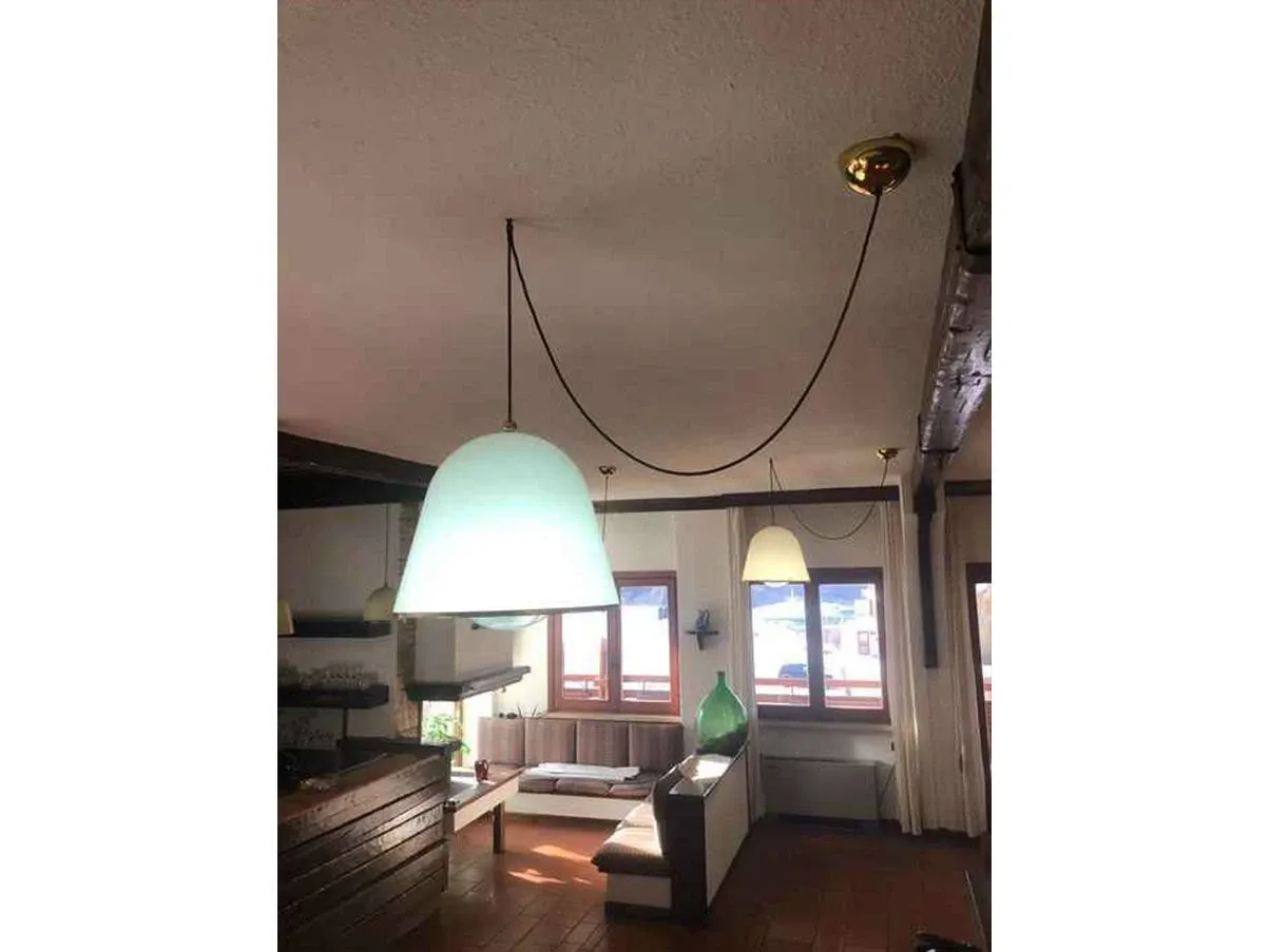 Kuala suspension lamp in acrylic (white), iGuzzini 2