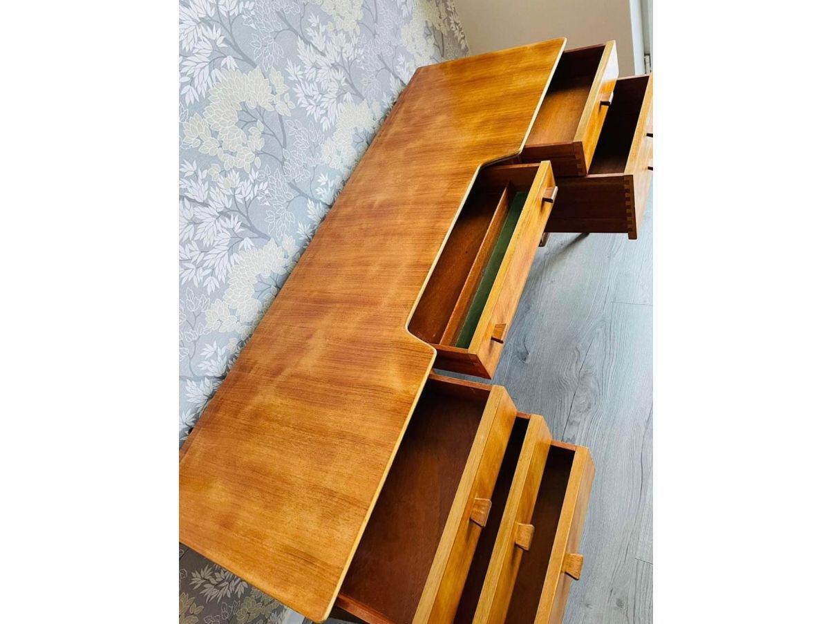 Scrivania vintage in teak con cassetti (anni '60) Side