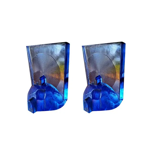 Set of 2 Blues sculptures in blue glass, Kosta boda image