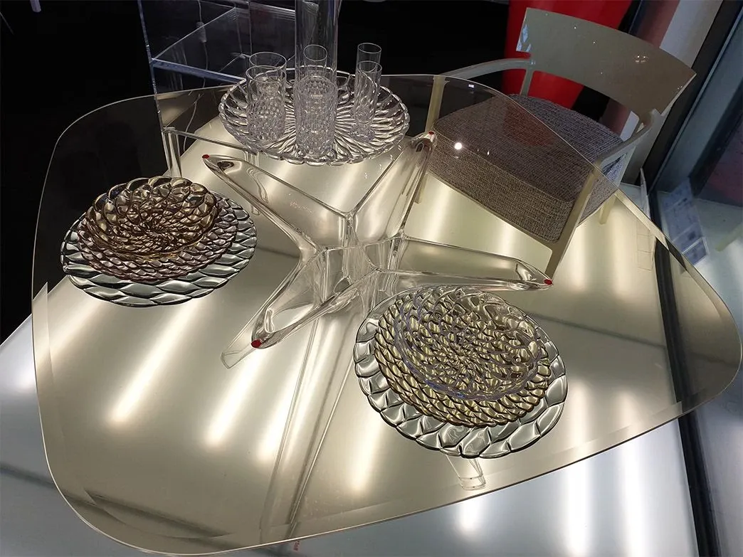 Sir Gio (quadrato), Kartell 1