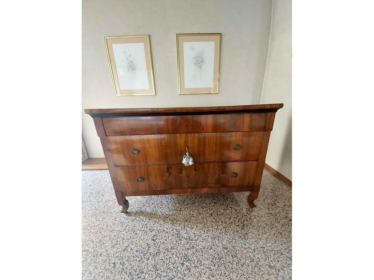 Vintage chest of drawers in classic style in wood (late 19th century), 2