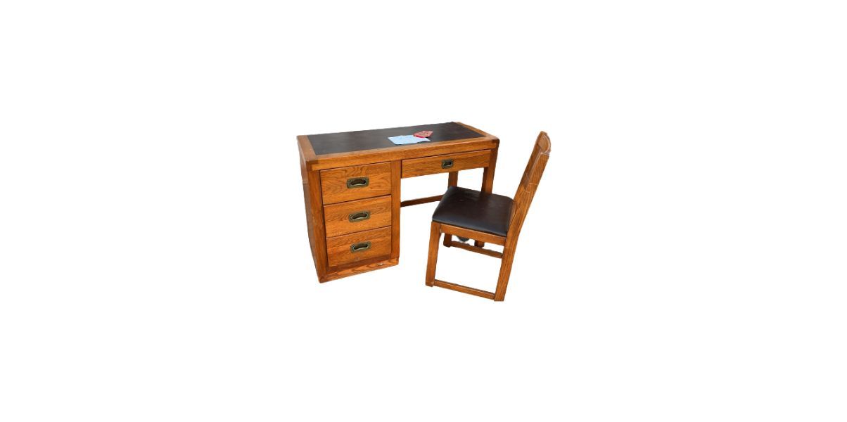 Set scrivania con cassetti e sedia in legno di ciliegio, Lexington image