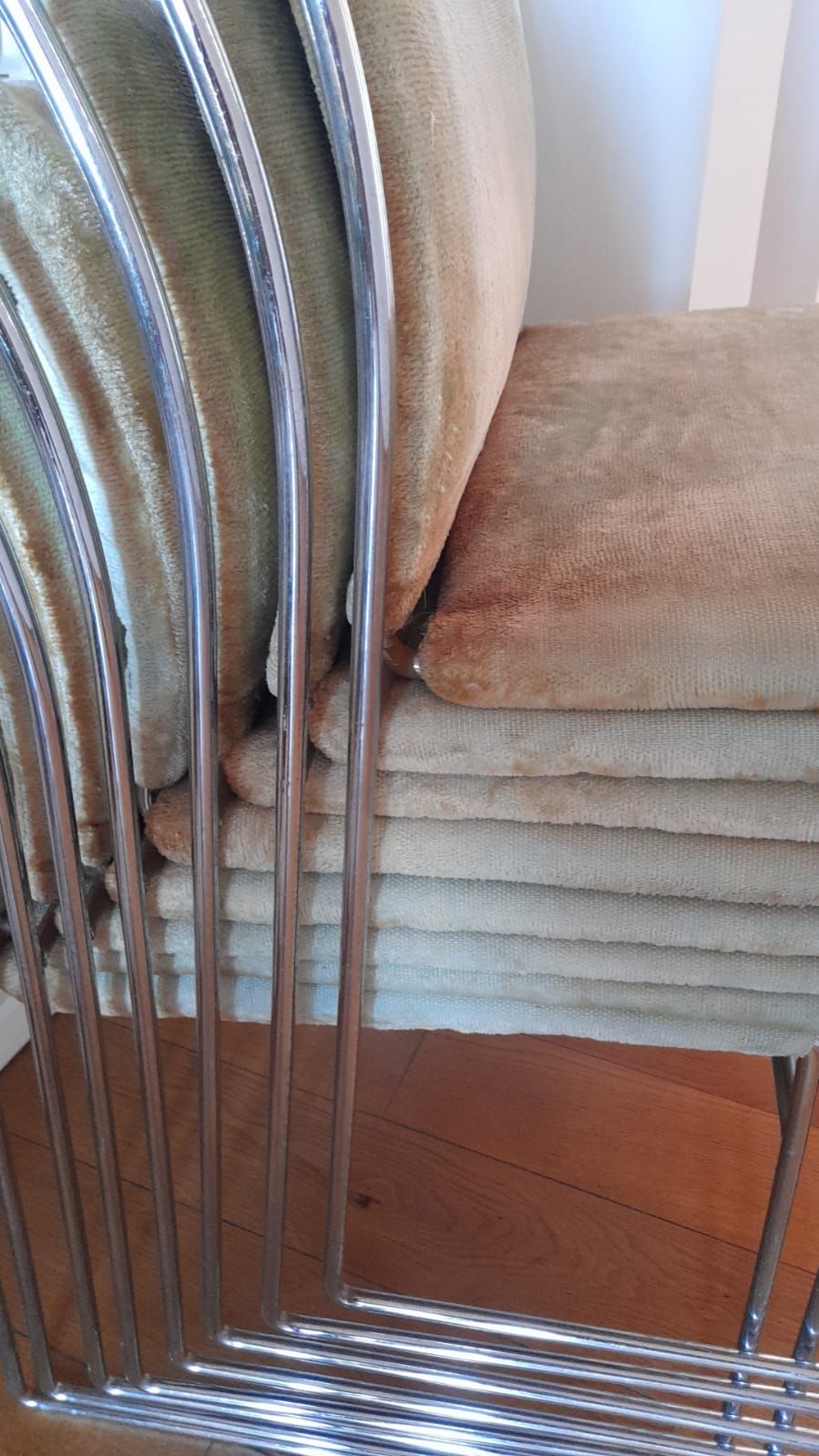 Set of 8 Tulu chairs by Kazuhide Takahama (70s), Simon 13