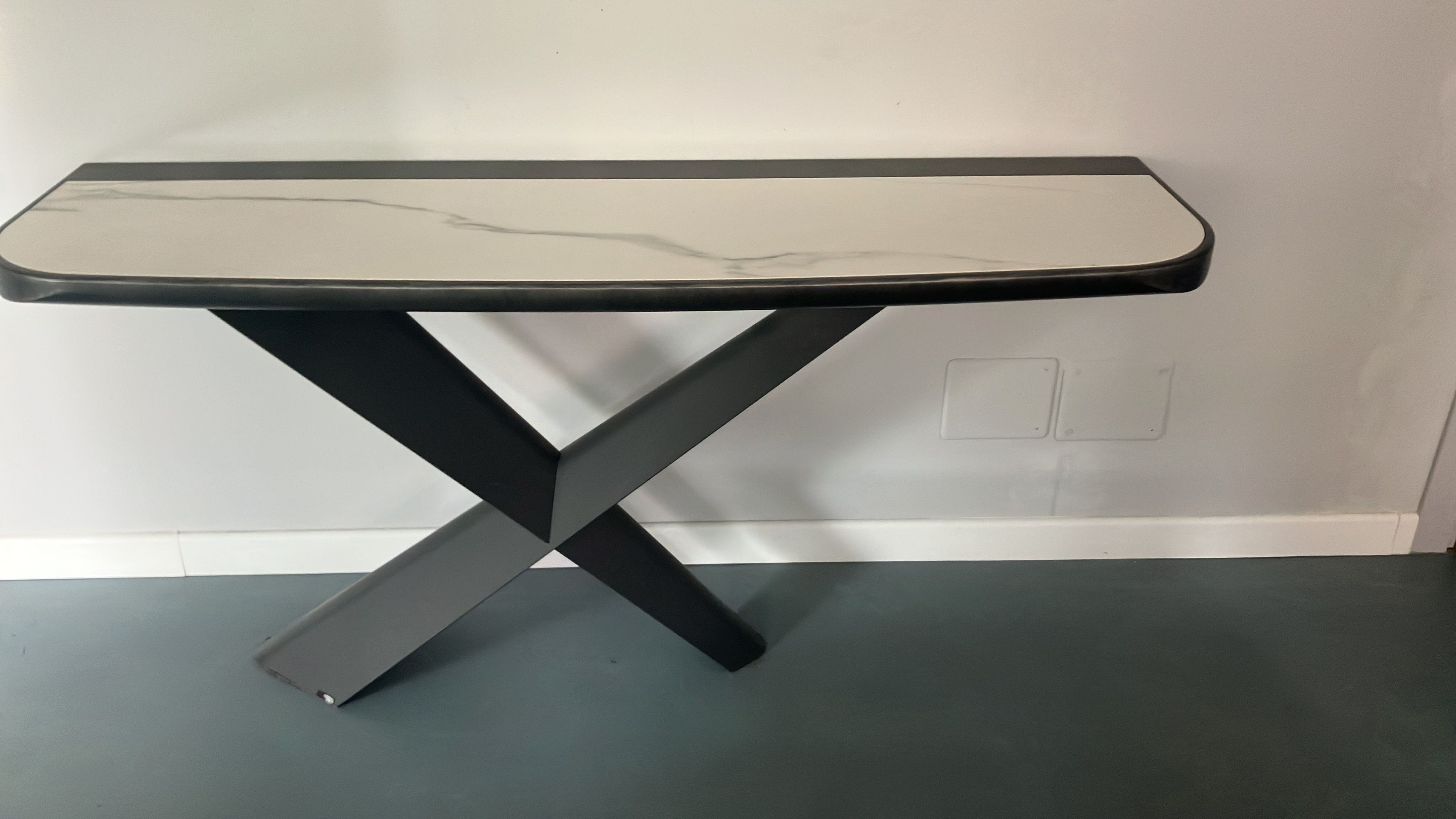 Consolle Terminal Keramik in ceramica e alluminio, Cattelan Italia Front