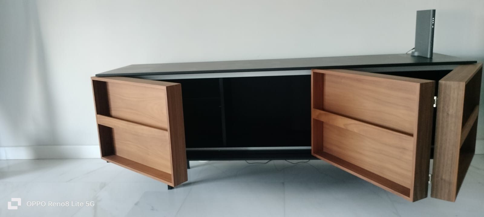Ramblas Sideboard aus Walnuss Front