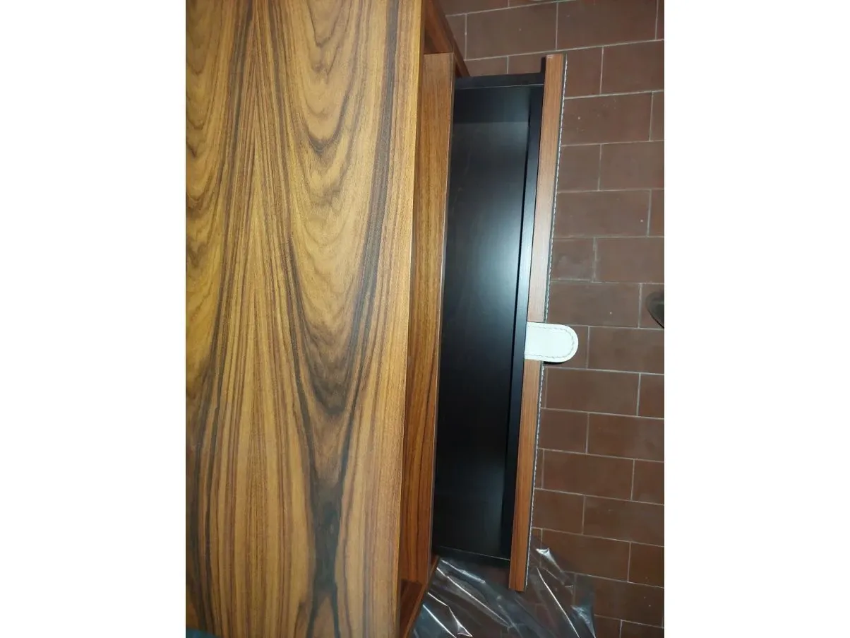 Comodino Meo in legno e cuoio, Giorgetti 4