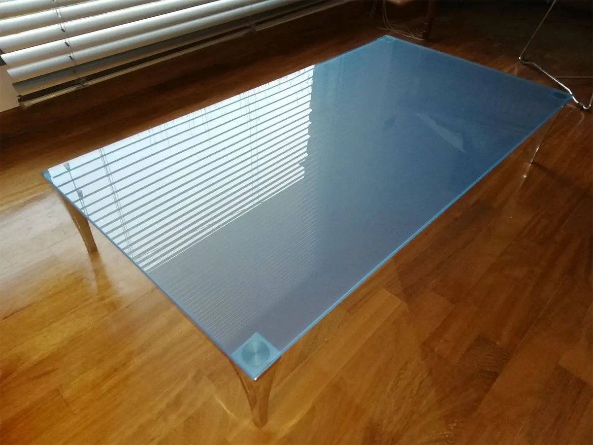 Tavolino Metropolis alluminio e vetro (azzurro), Roche Bobois 