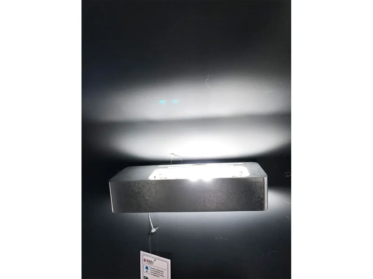 Lampada da parete Lingotto foglia argento (LED), Icone Luce 2