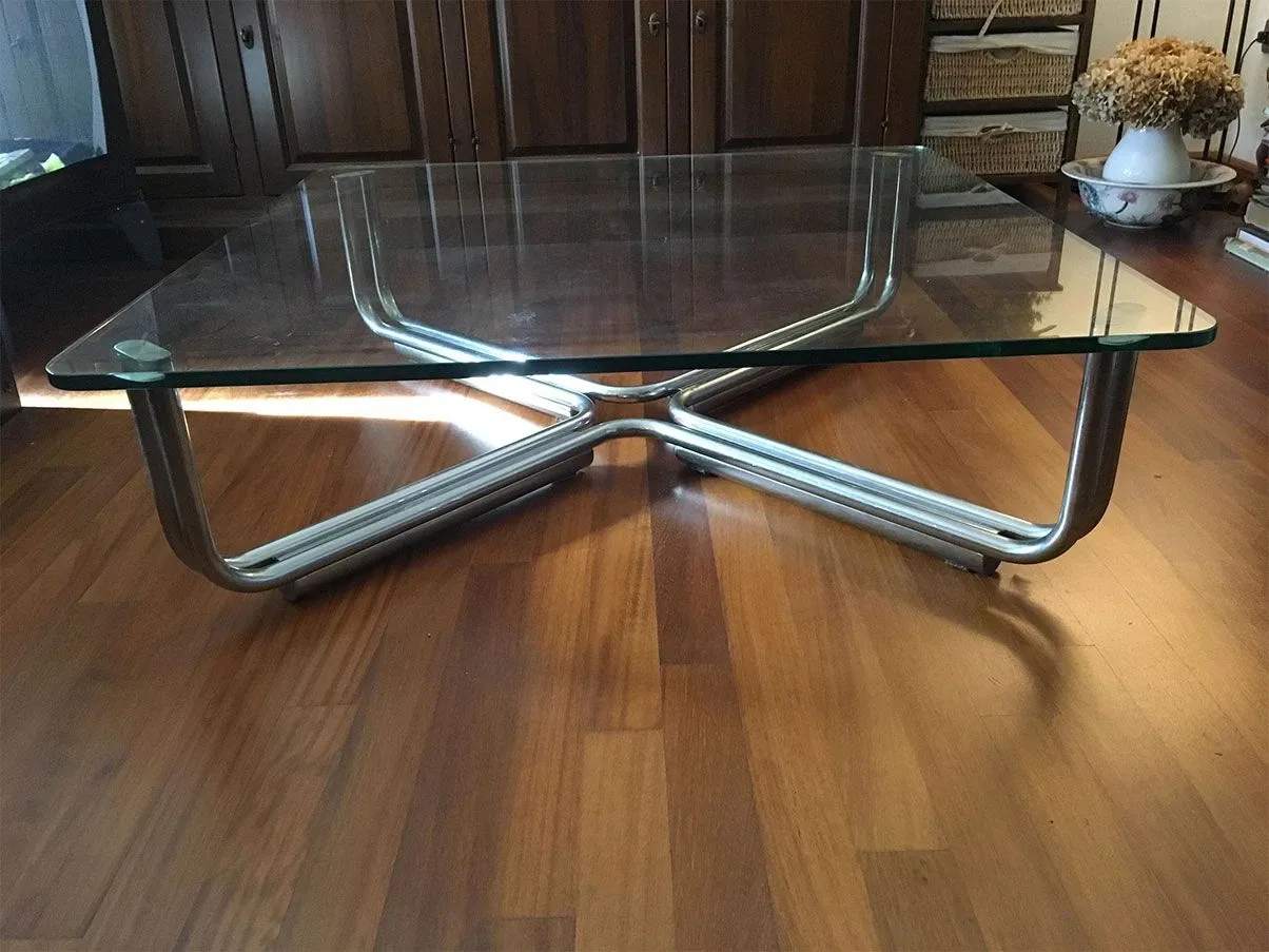 Tavolino da caffè 784 in acciaio e vetro, Cassina 3