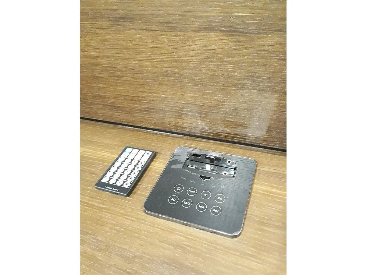 Sistema a parete I-Modulart con casse integrate 6